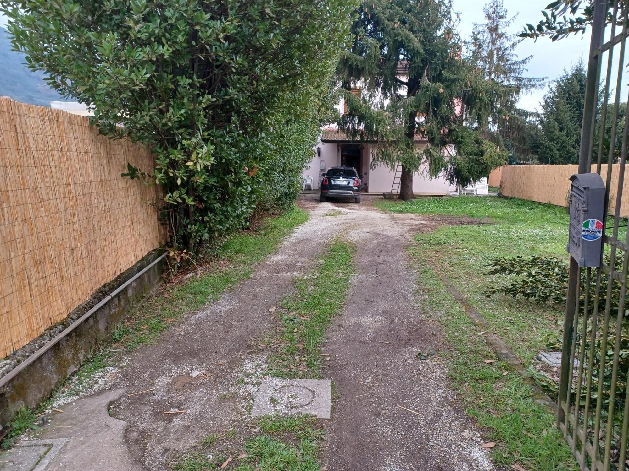 La Favola A Rovescio Camaiore